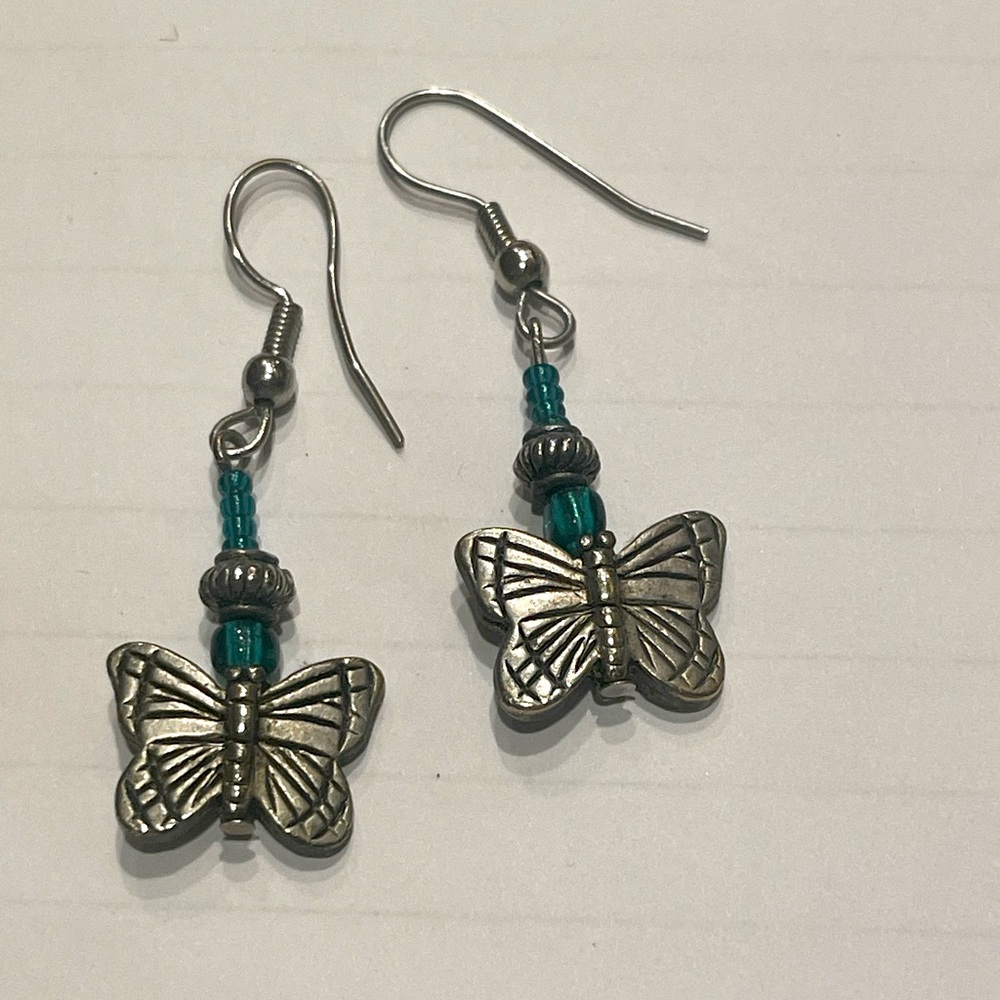 Delicate and Feminine Butterfly and Beads Earrings